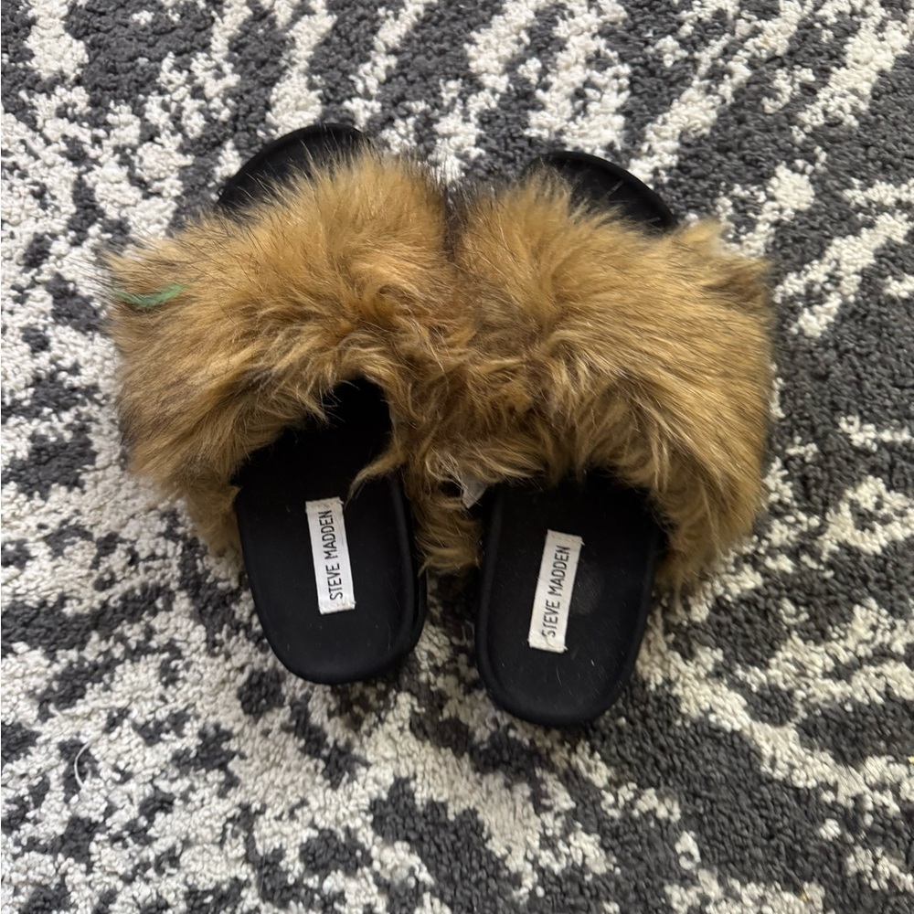 Steve Madden Faux Fur Slides platform
